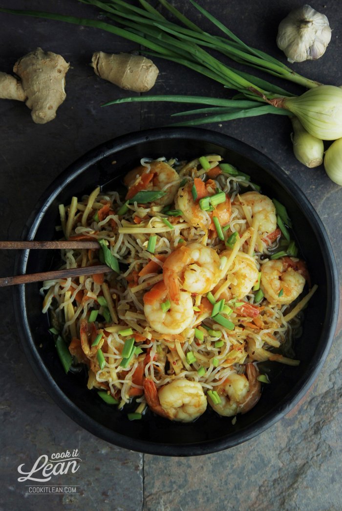 Paleo chow mein with shrimps