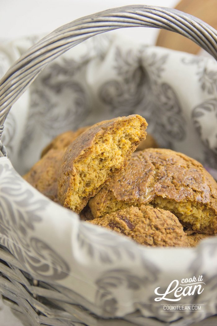 Paleo pumpkin buns