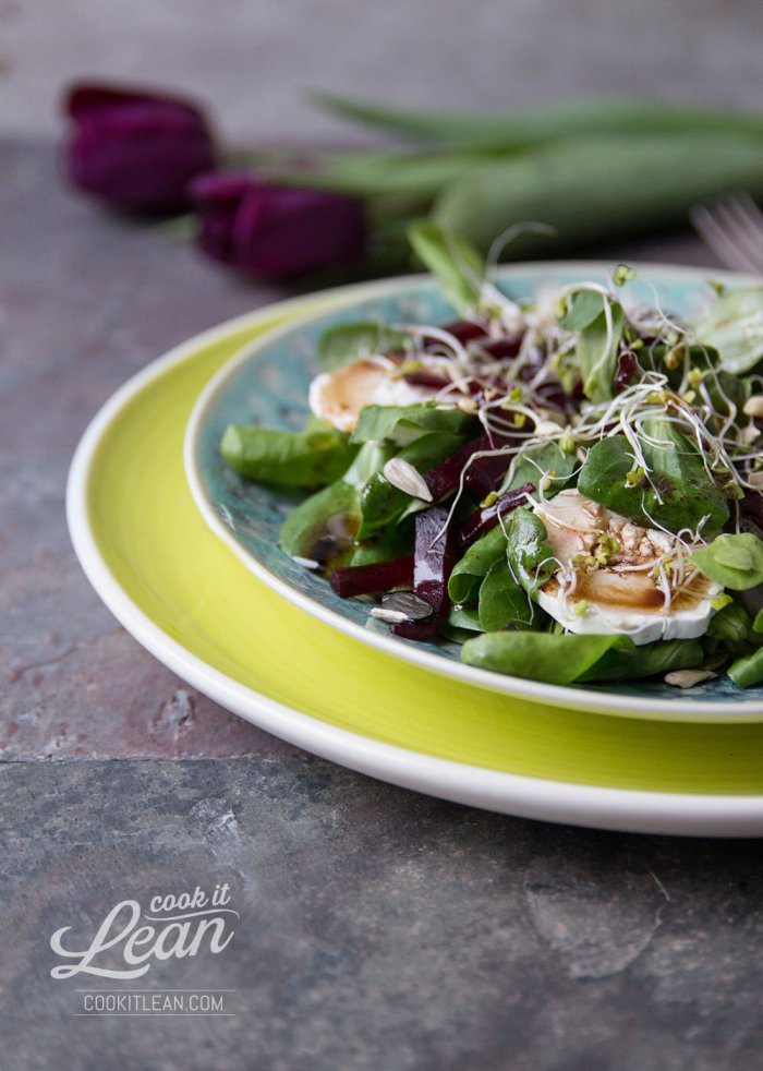 goat cheese and sprouts salad